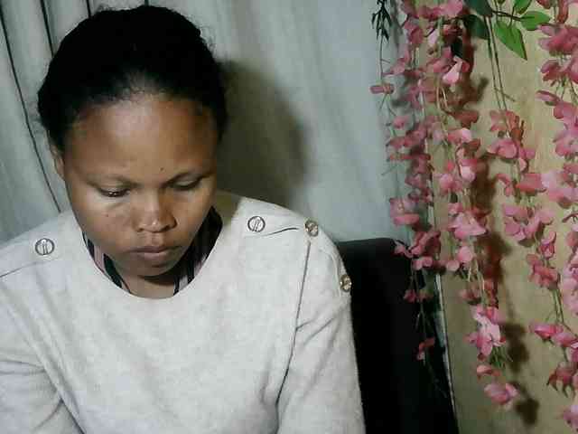 Pussy01lips webcam