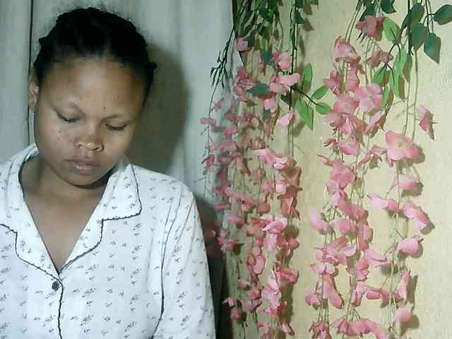 Pussy01lips webcam