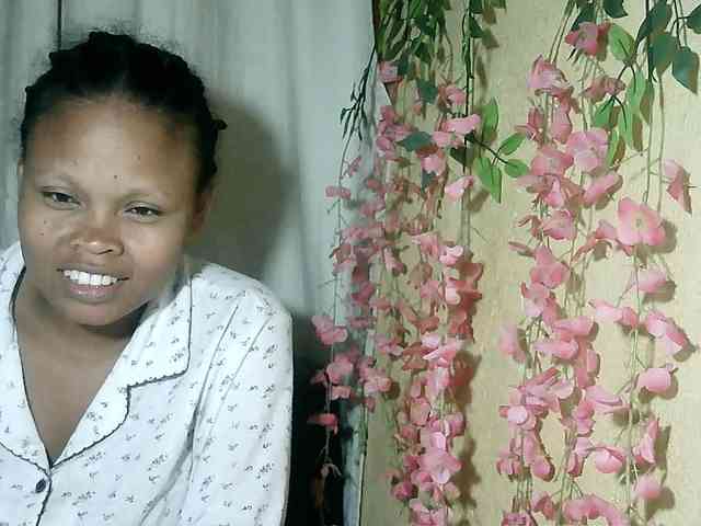 Pussy01lips webcam