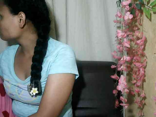 Pussy01lips webcam