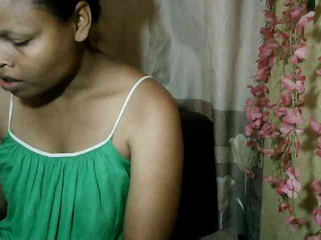 Pussy01lips webcam