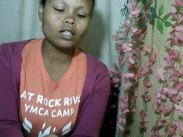 Pussy01lips webcam