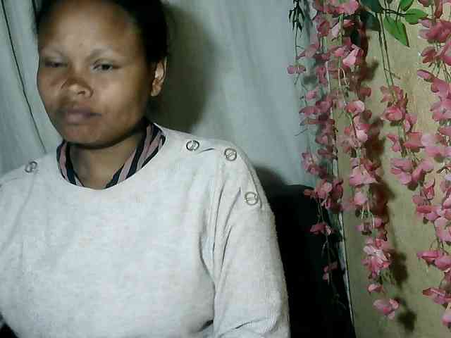 Pussy01lips webcam