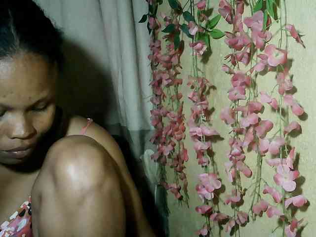 Pussy01lips webcam