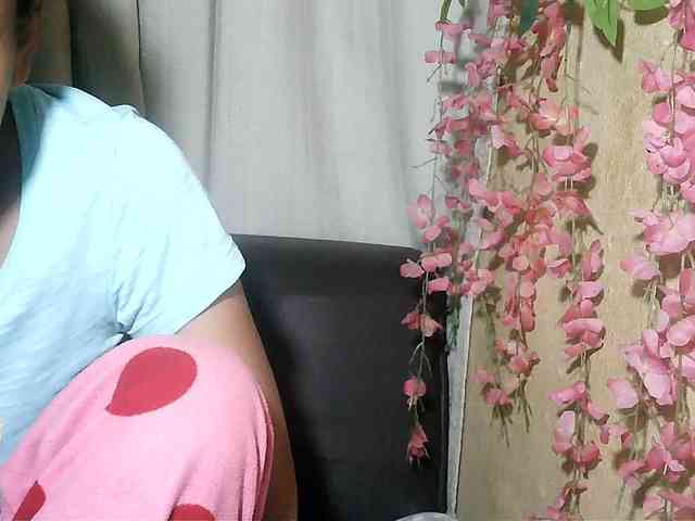 Pussy01lips webcam