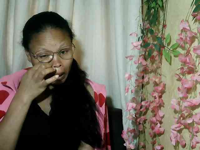 Pussy01lips webcam