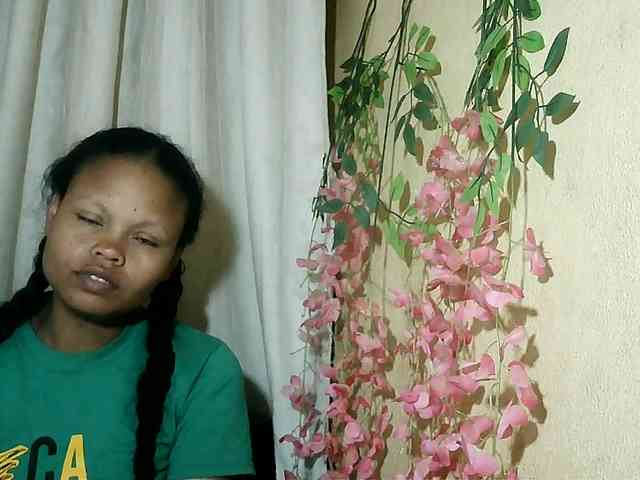 Pussy01lips webcam