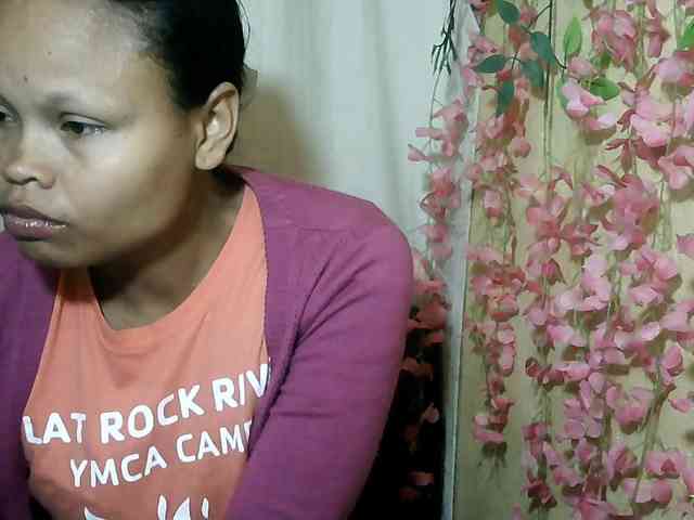 Pussy01lips webcam