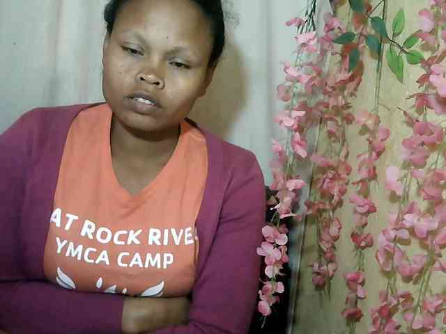 Pussy01lips webcam