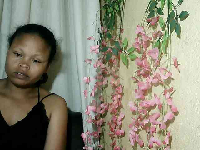 Pussy01lips webcam