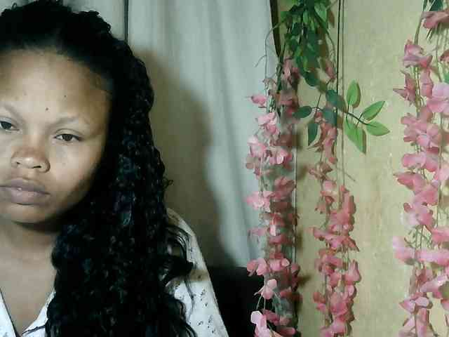 Pussy01lips webcam