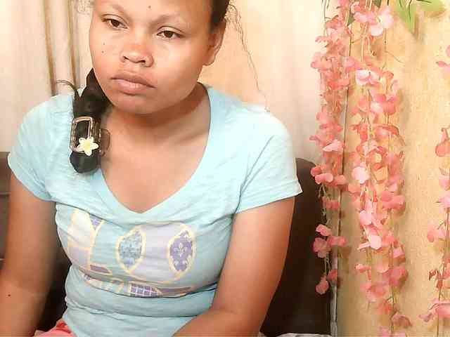 Pussy01lips webcam