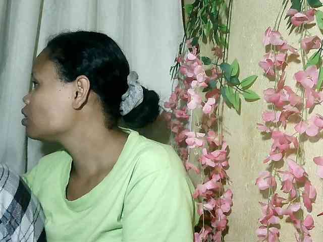 Pussy01lips webcam