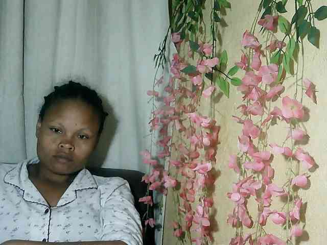 Pussy01lips webcam