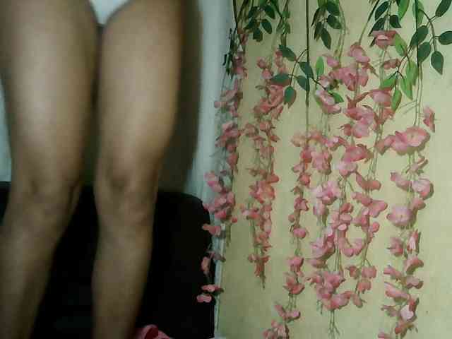 Pussy01lips webcam