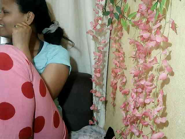 Pussy01lips webcam