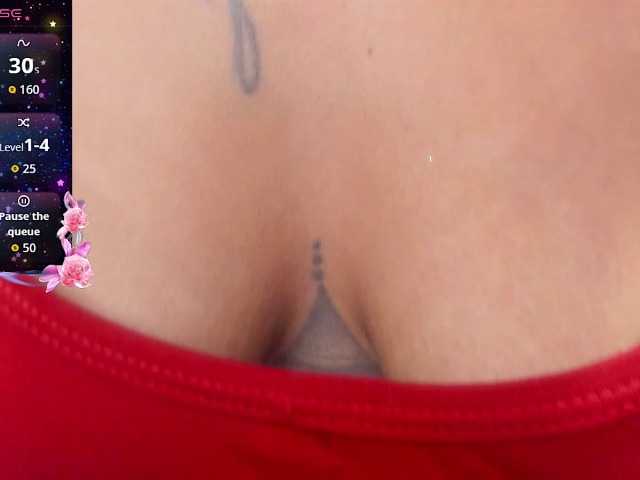Lexxiiross live cam on BongaCams