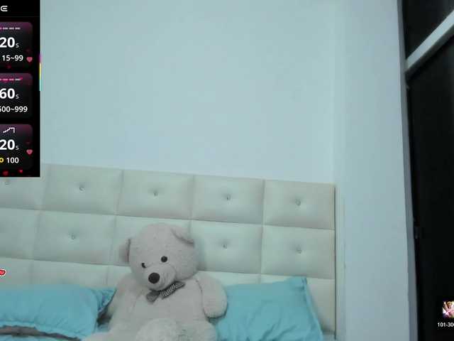 Lexxiiross live cam on BongaCams