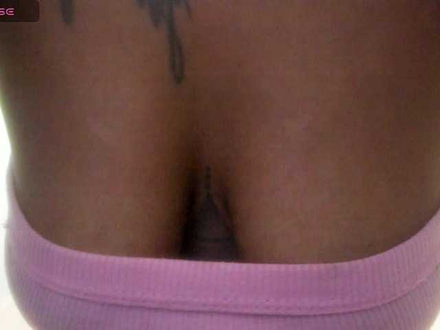 Lexxiiross live cam on BongaCams