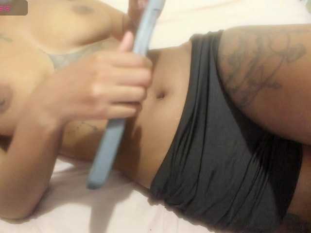 Lexxiiross live cam on BongaCams