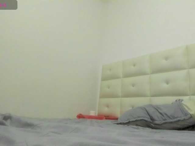 Lexxiiross live cam on BongaCams