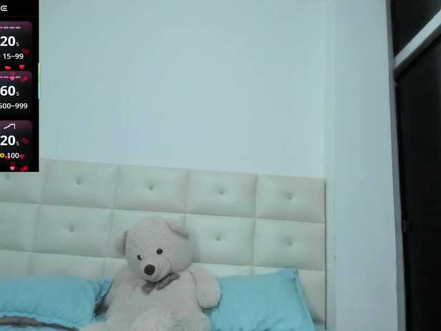 Lexxiiross live cam on BongaCams