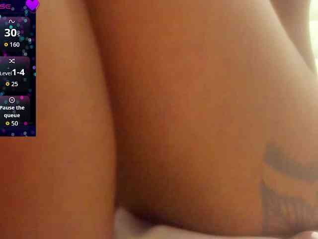 Lexxiiross webcam