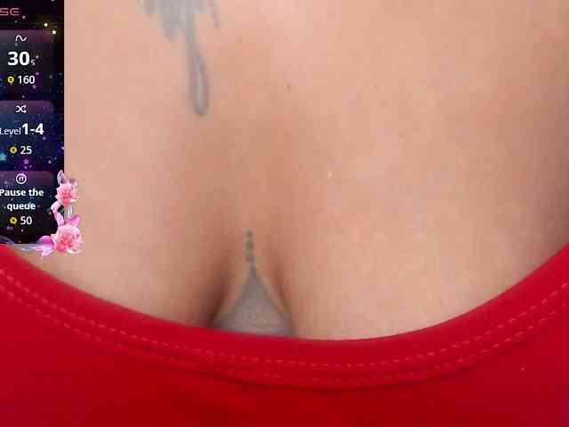 Lexxiiross webcam