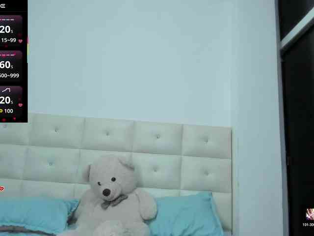 Lexxiiross webcam