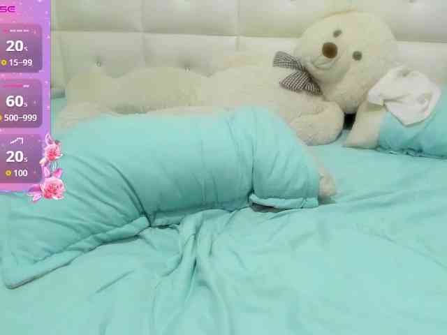 Lexxiiross webcam