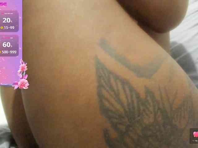Lexxiiross webcam