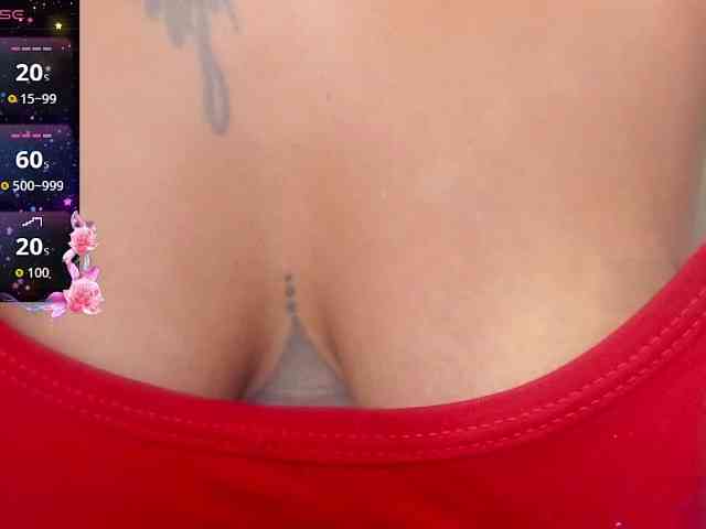 Lexxiiross webcam
