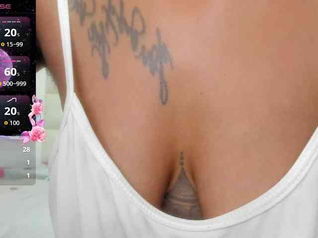 Lexxiiross webcam