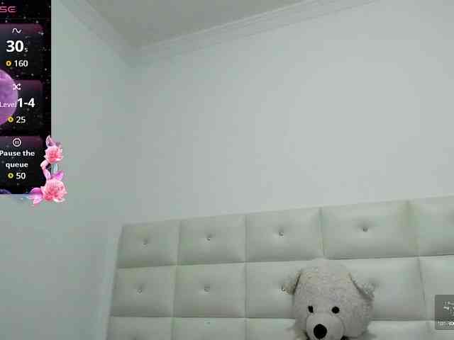 Lexxiiross webcam