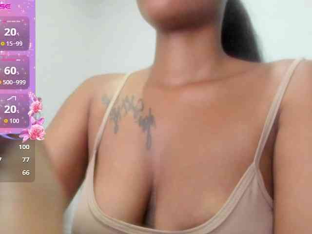 Lexxiiross webcam