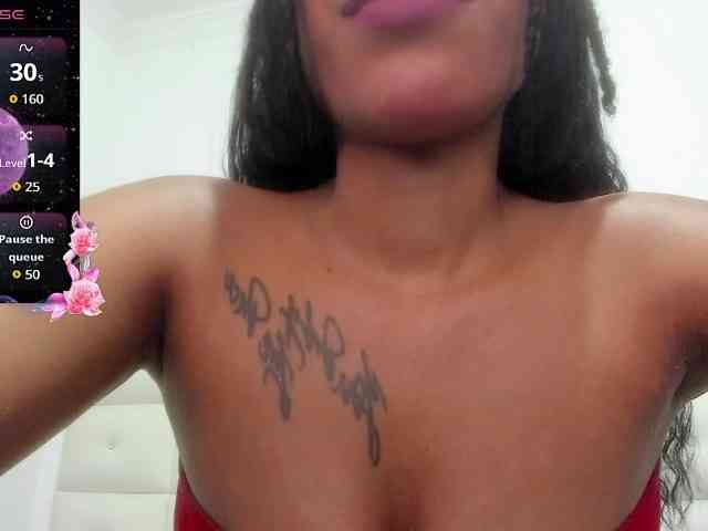 Lexxiiross webcam