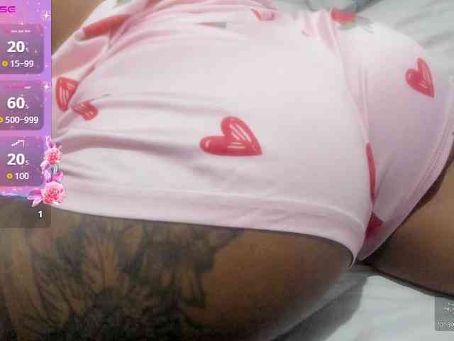 Lexxiiross webcam