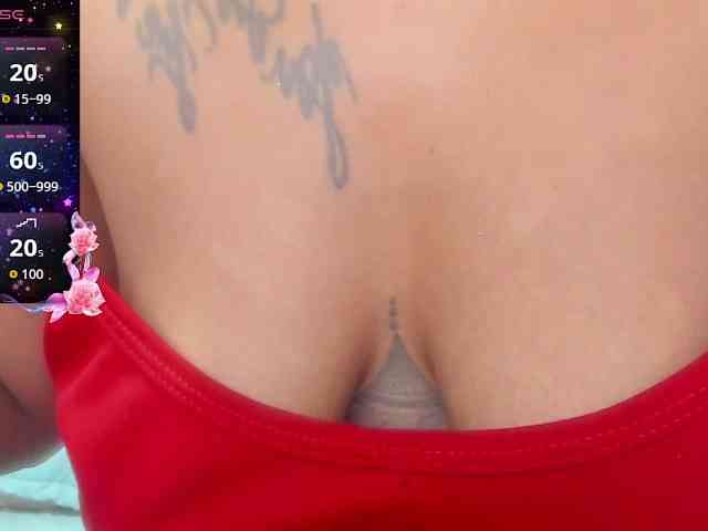 Lexxiiross webcam