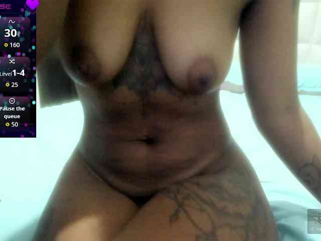 Lexxiiross webcam