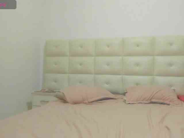 Lexxiiross webcam