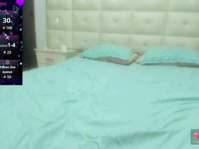 Lexxiiross webcam