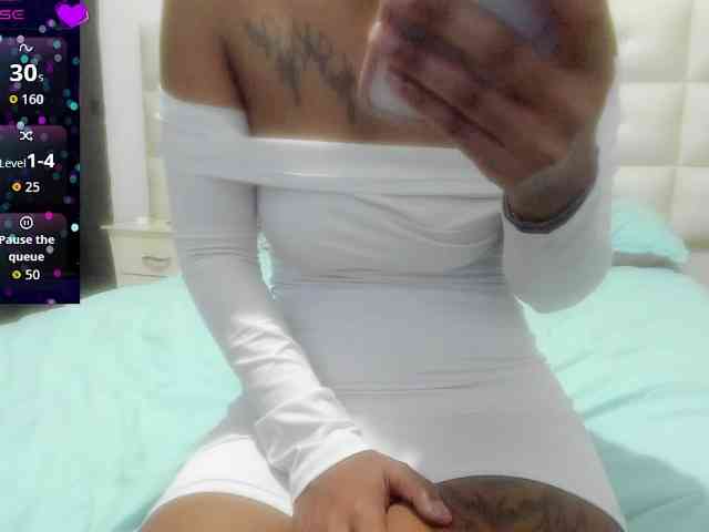 Lexxiiross webcam