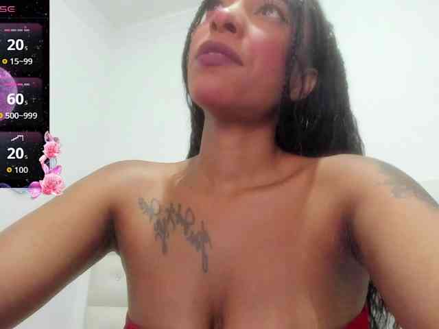 Lexxiiross webcam