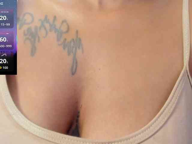 Lexxiiross webcam