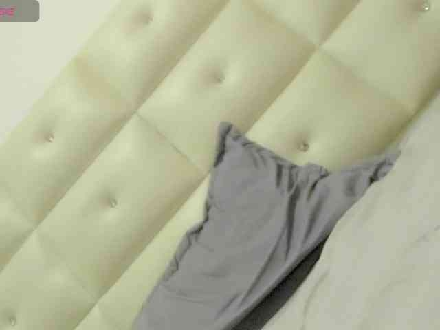 Lexxiiross webcam