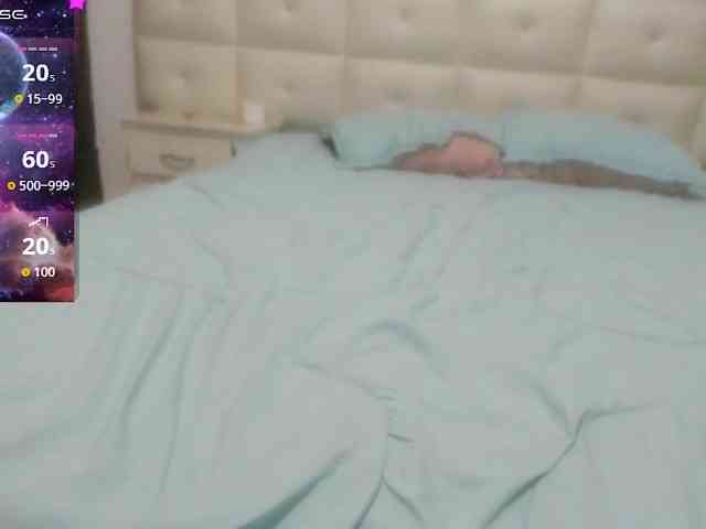 Lexxiiross webcam