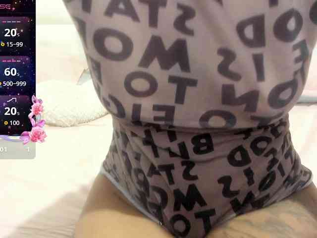 Lexxiiross webcam