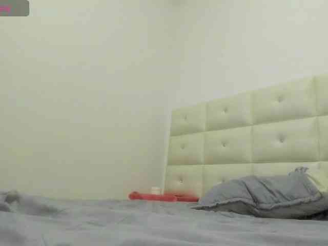 Lexxiiross webcam