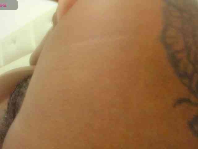 Lexxiiross webcam
