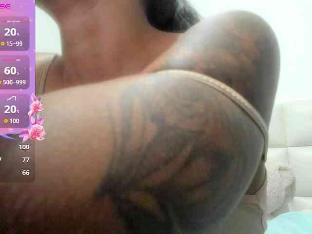Lexxiiross webcam